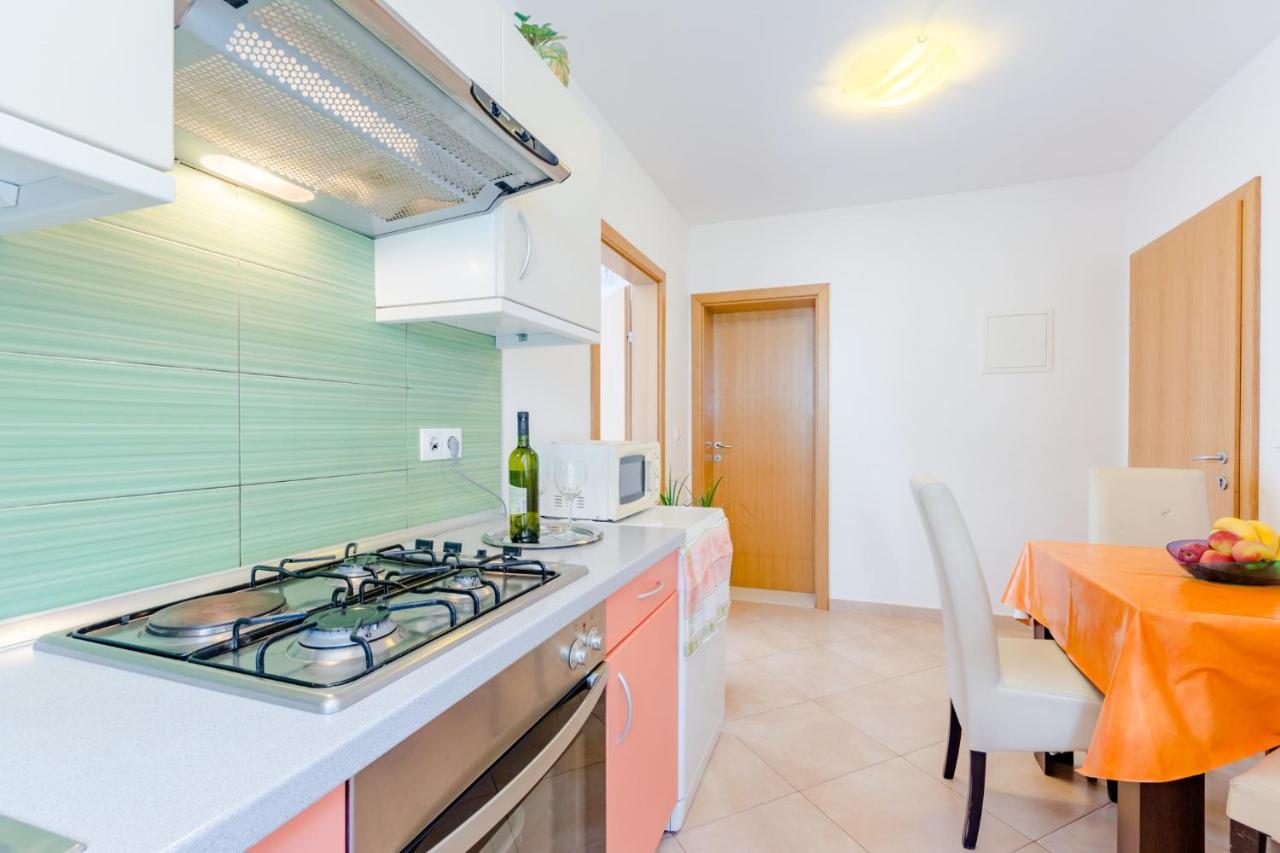 Villa Kosa Brela Kamer foto