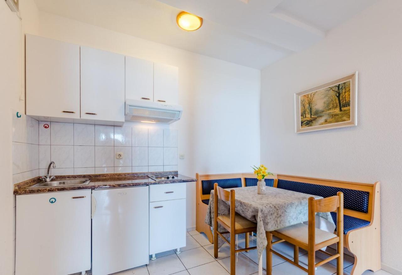 Villa Kosa Brela Kamer foto