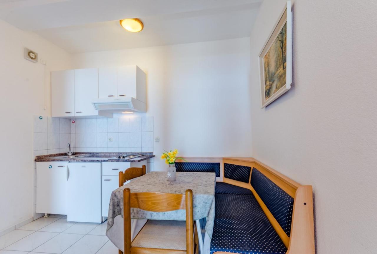 Villa Kosa Brela Kamer foto